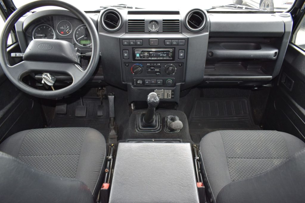 LAND ROVER Defender Defender 110 2.2 TD4 Station Wagon E N1 - 9