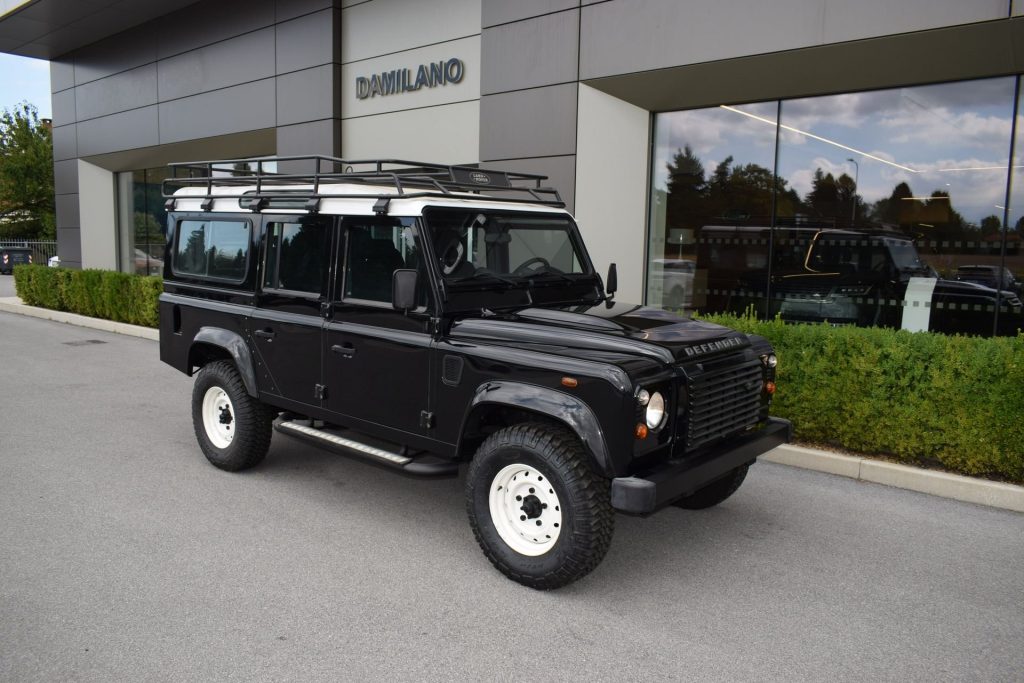 LAND ROVER Defender Defender 110 2.2 TD4 Station Wagon E N1 - 25