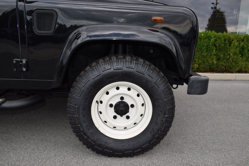 LAND ROVER Defender Defender 110 2.2 TD4 Station Wagon E N1 - 28