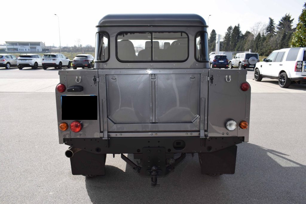 LAND ROVER Defender 110 2.4 TD4 CREW CAB - 7