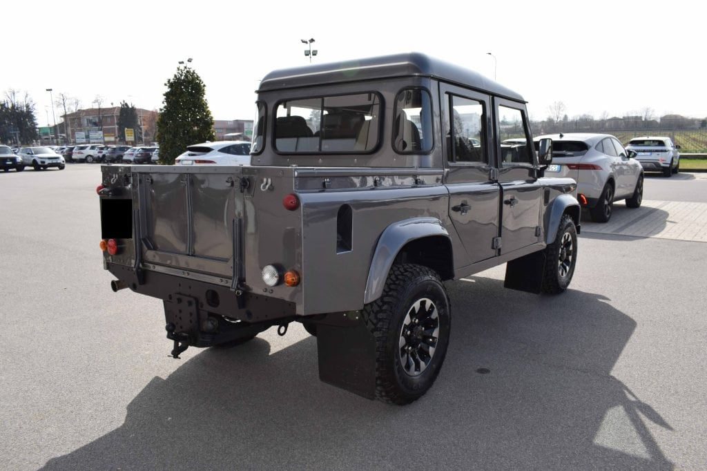 LAND ROVER Defender 110 2.4 TD4 CREW CAB - 8