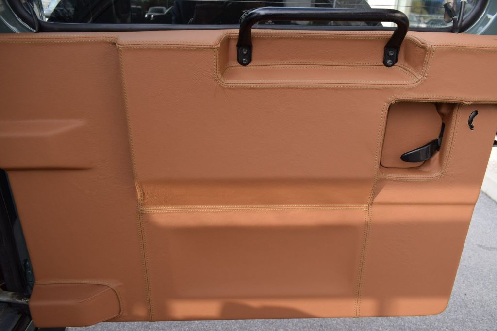 LAND ROVER Defender Defender 90 2.2 TD4 Station Wagon N1 AUOTOCARRO IV - 20