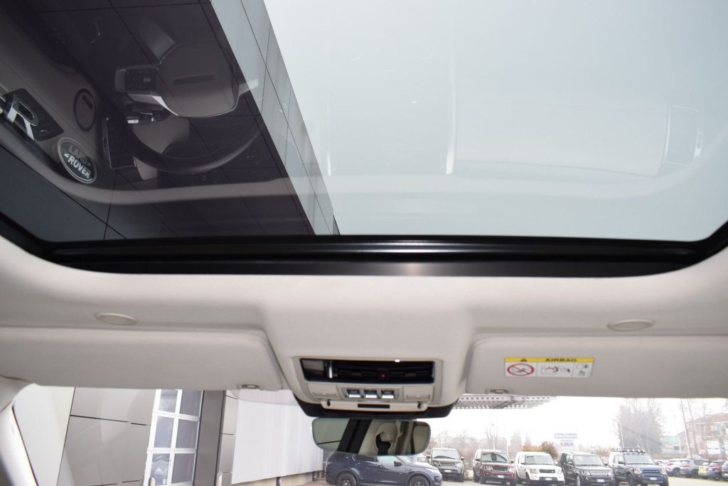 LAND ROVER Discovery Discovery 3.0D I6 249 CV AWD Auto HSE IVA ESPOSTA - 26