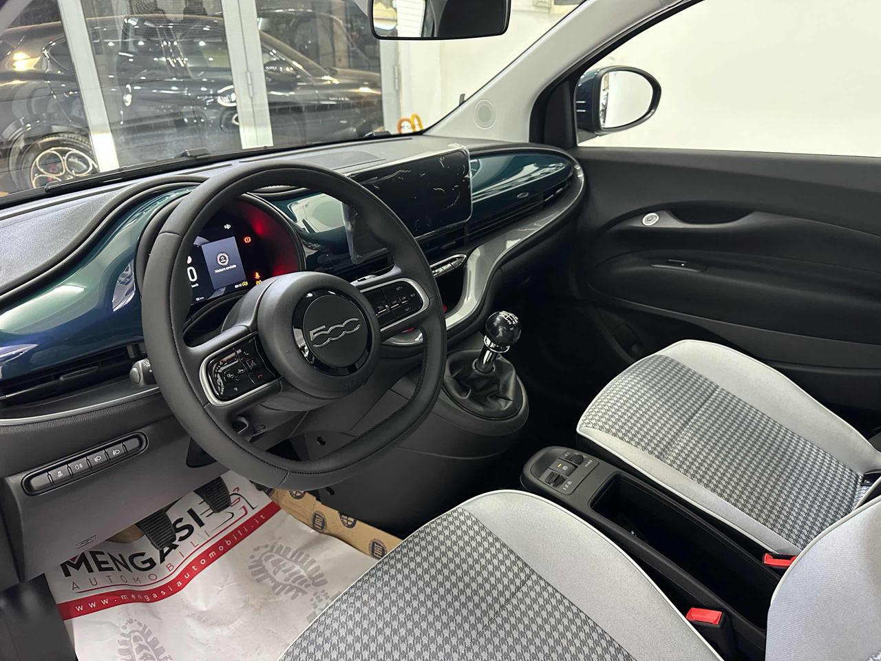 FIAT 500 Torino Hybrid Berlina - 11