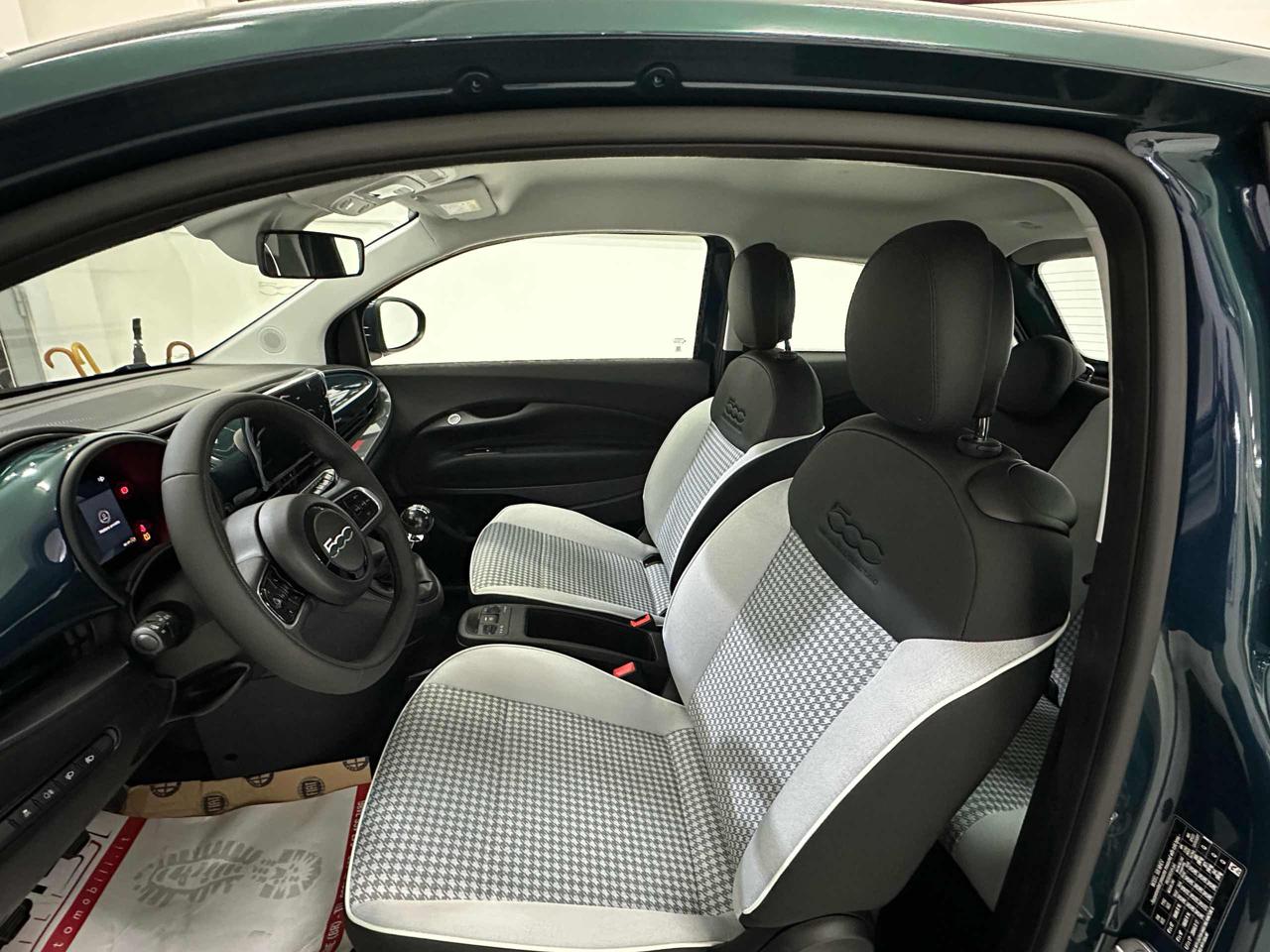 FIAT 500 Torino Hybrid Berlina - 10