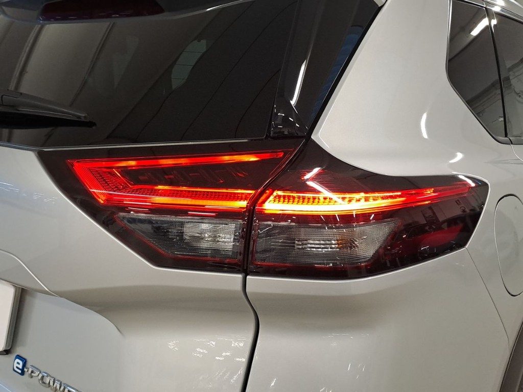 NISSAN X-Trail e-Power 2WD 5 posti Tekna Plus + Tetto apr. - 6