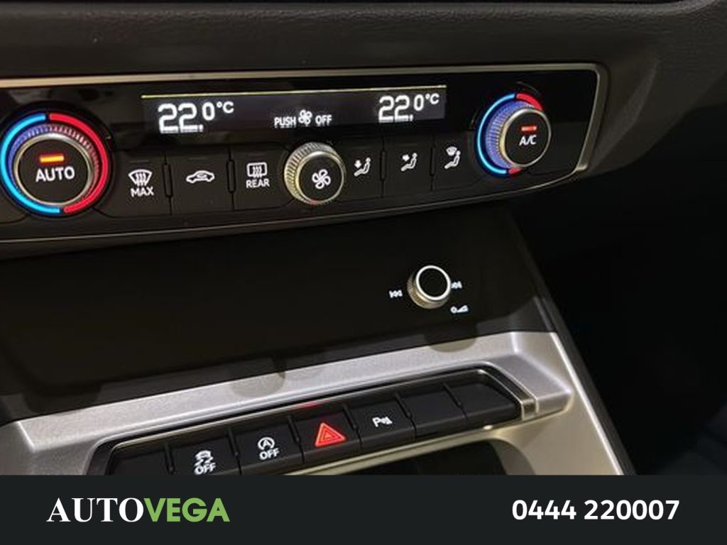 AUDI Q3 35 2.0 tdi business advanced s-tronic - 14