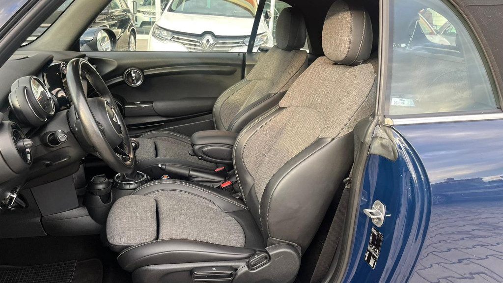 MINI Mini 1.5 Cooper D Hype Cabrio - 8