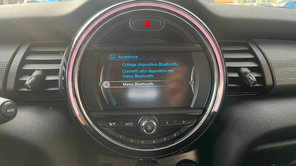 MINI Mini 1.5 Cooper D Hype Cabrio - 12