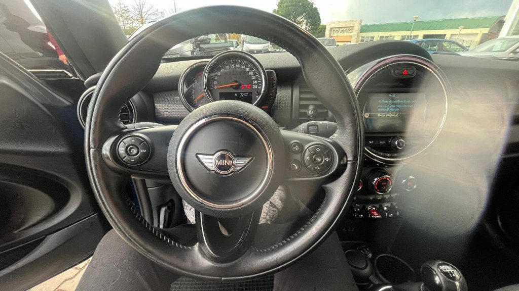 MINI Mini 1.5 Cooper D Hype Cabrio - 17