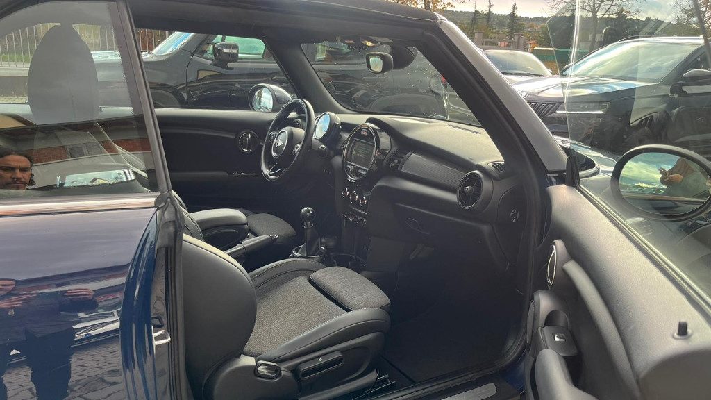 MINI Mini 1.5 Cooper D Hype Cabrio - 21