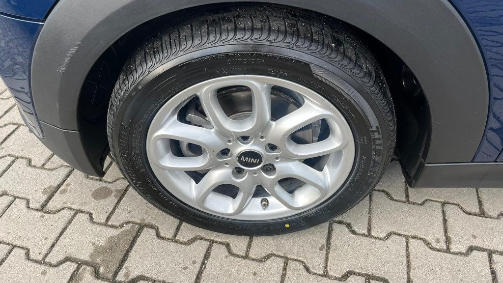 MINI Mini 1.5 Cooper D Hype Cabrio - 23