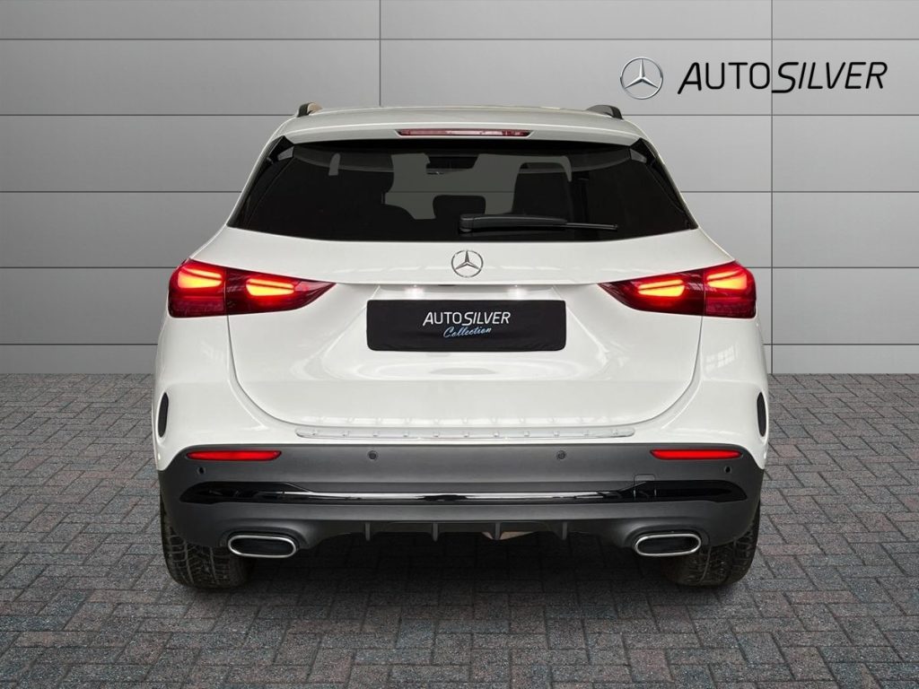 MERCEDES-BENZ GLA 200 d Automatic AMG Line Advanced Plus - 4