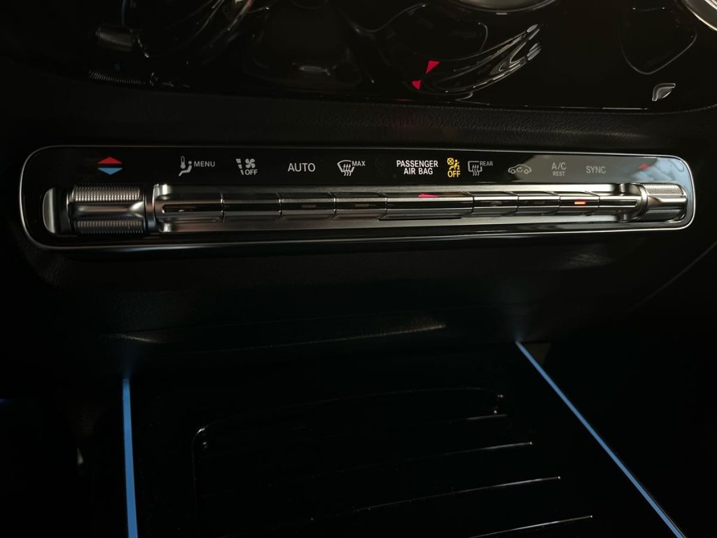 MERCEDES-BENZ GLA 200 d Automatic AMG Line Advanced Plus - 14