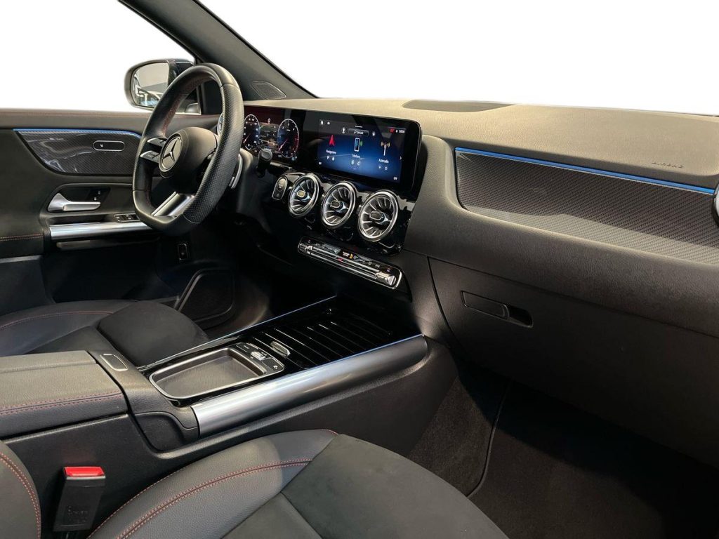 MERCEDES-BENZ GLA 200 d Automatic AMG Line Advanced Plus - 16