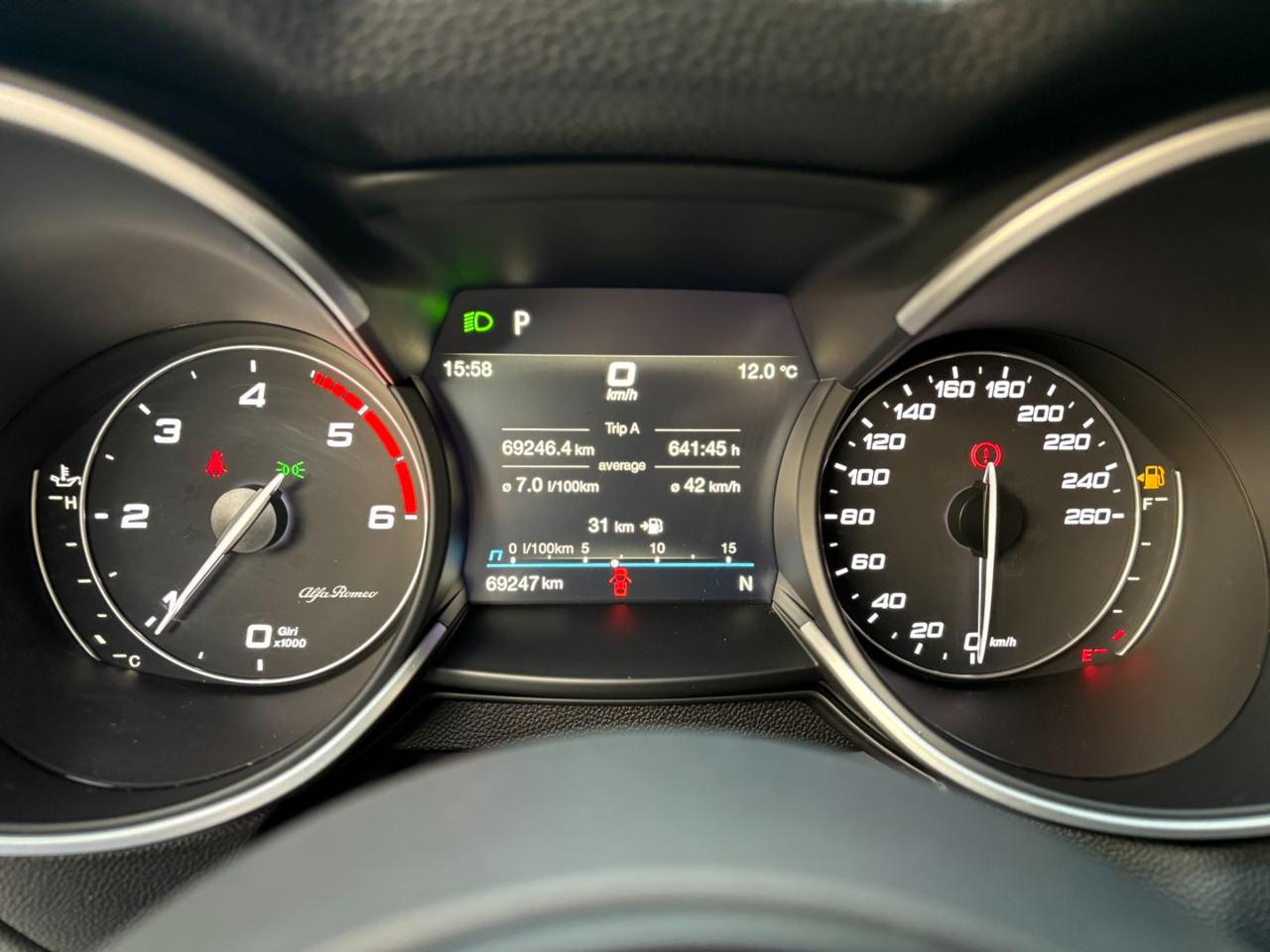 ALFA ROMEO Stelvio 2.2 Turbodiesel 210 CV AT8 Q4 Veloce - 25