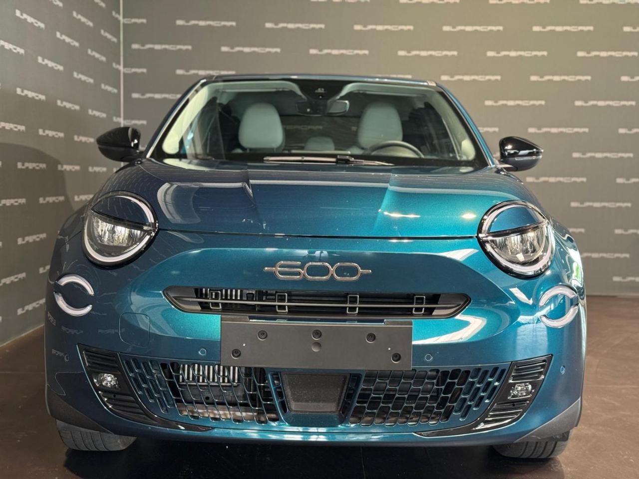 FIAT 600 Hybrid 110 CV DCT MHEV La Prima - 2