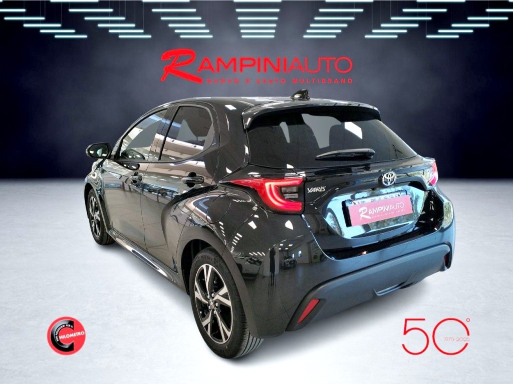 TOYOTA Yaris 1.5 Hybrid Trend KM 0 Ufficiale Pronta Consegna - 11