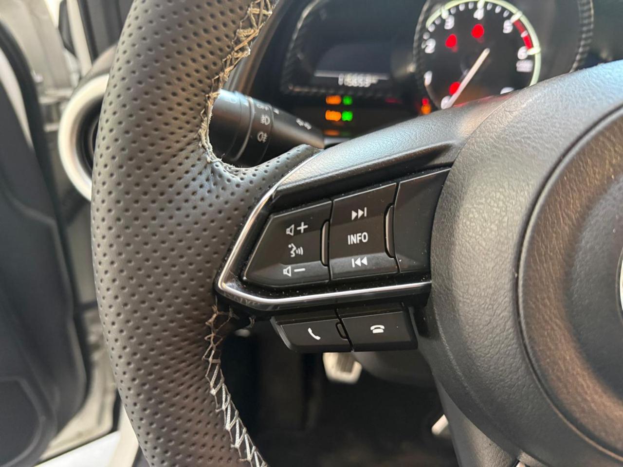 MAZDA CX-3 1.8L Skyactiv-D Exceed - 37