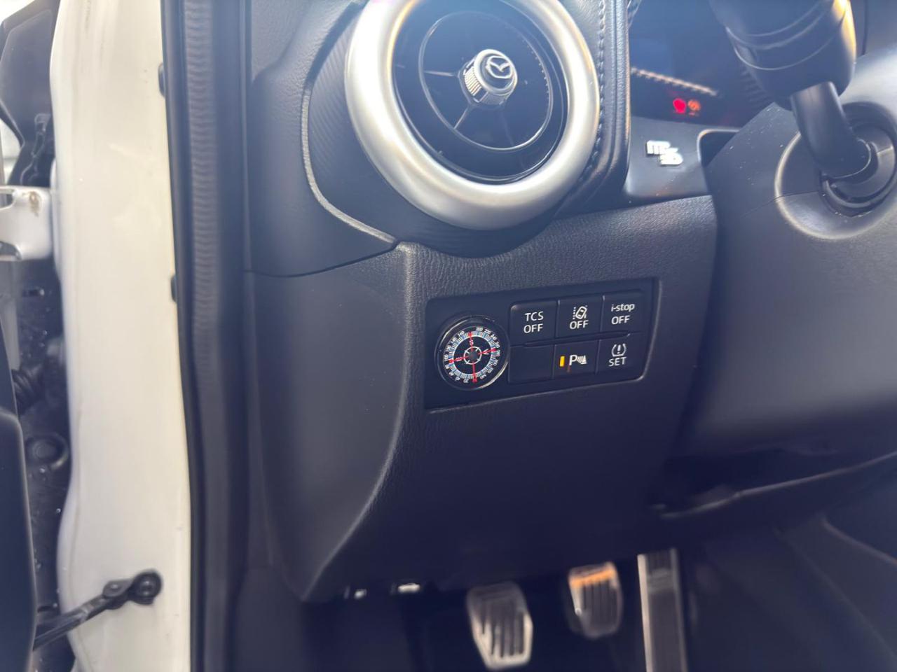 MAZDA CX-3 1.8L Skyactiv-D Exceed - 40