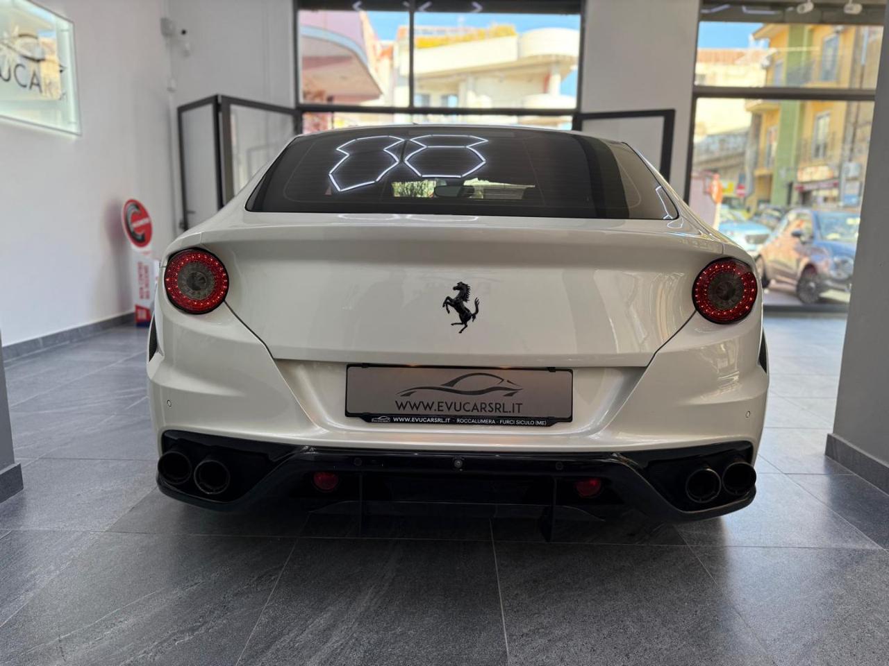 FERRARI FF DCT Tailor Made - 42