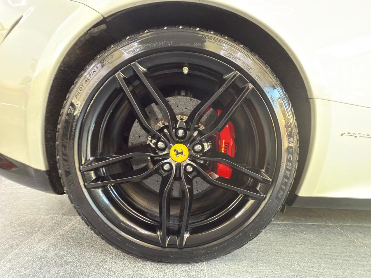 FERRARI FF DCT Tailor Made - 28