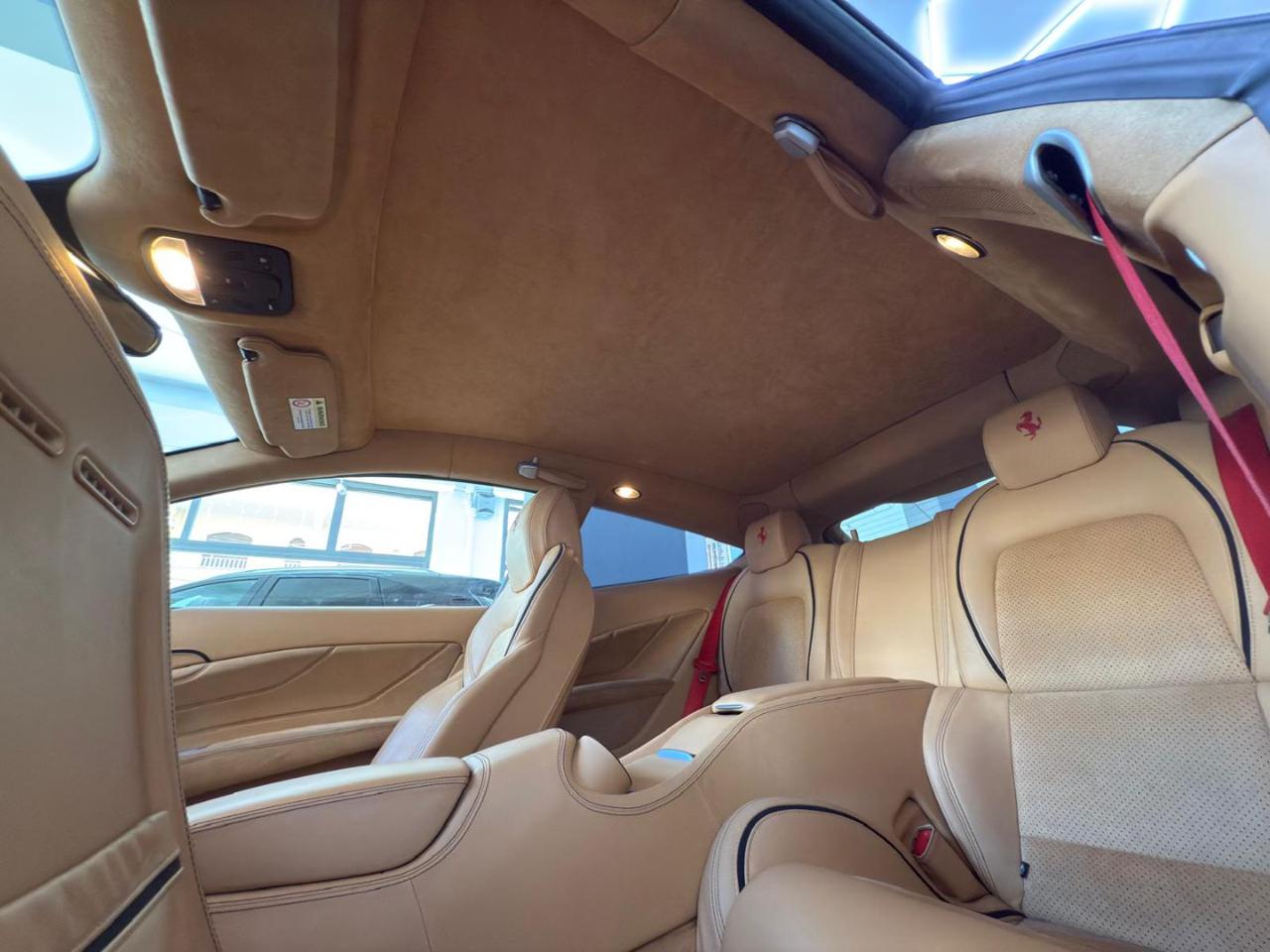 FERRARI FF DCT Tailor Made - 27