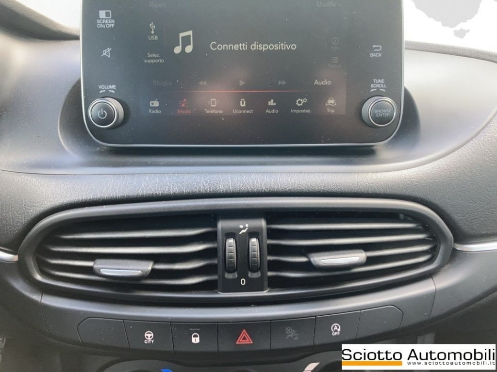 FIAT Tipo 1.3 Mjt S&S 5 porte Lounge - 16