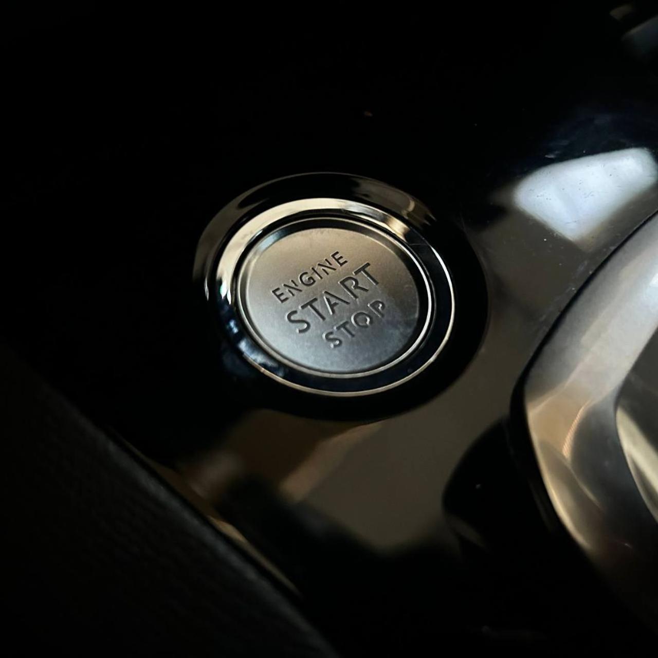 PEUGEOT 3008 Hybrid4 300 e-EAT8 GT Pack TETTO APRIBILE+PELLE - 32