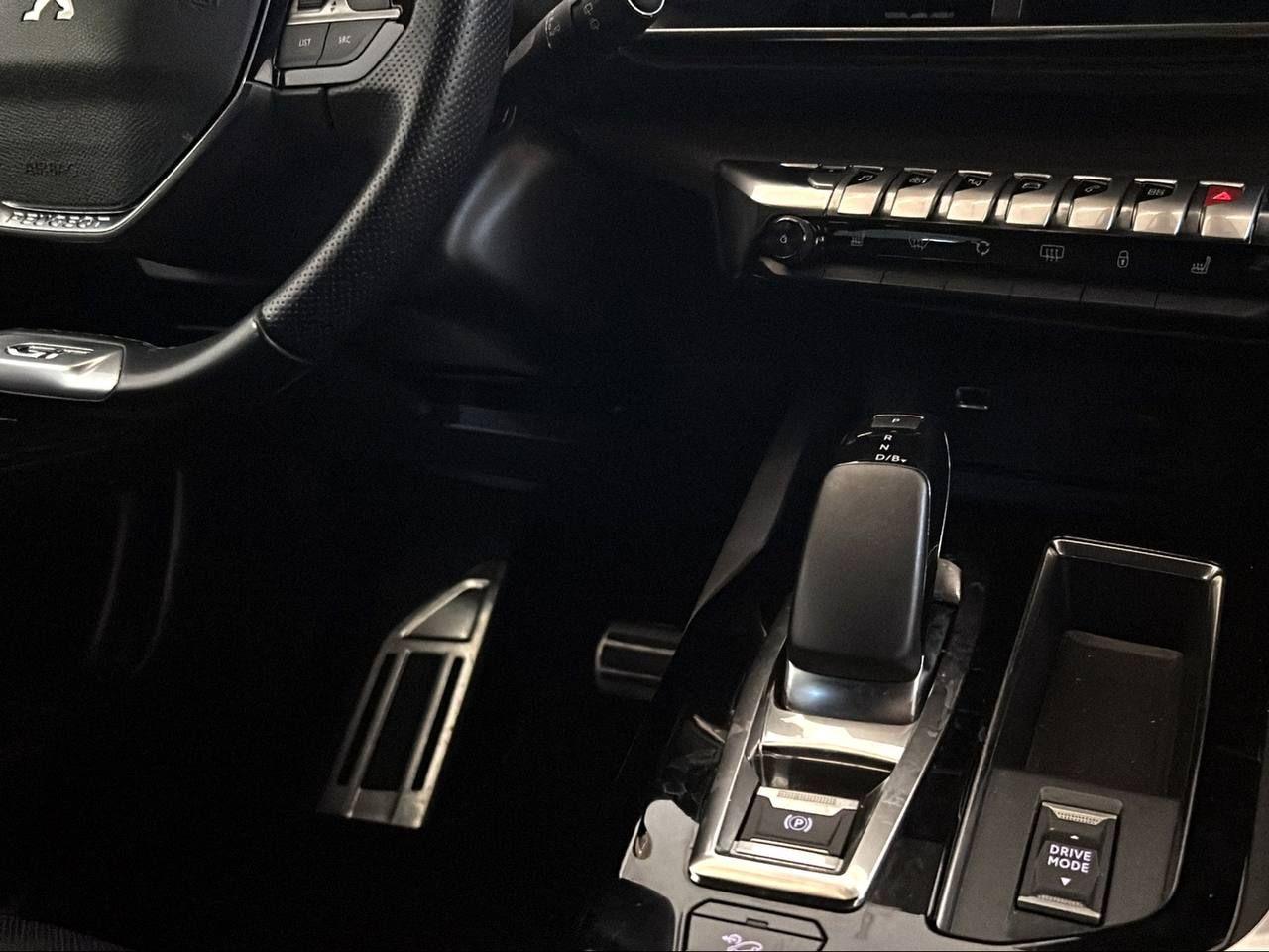 PEUGEOT 3008 Hybrid4 300 e-EAT8 GT Pack TETTO APRIBILE+PELLE - 26