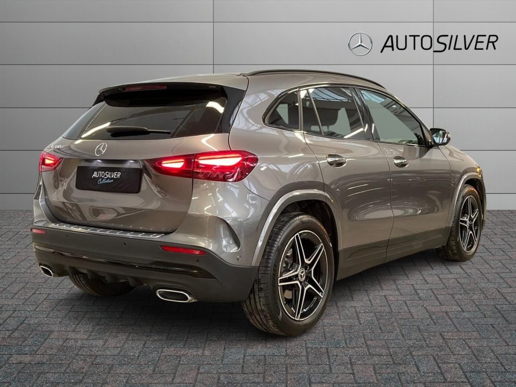 MERCEDES-BENZ GLA 200 d Automatic AMG Line Advanced Plus - 2