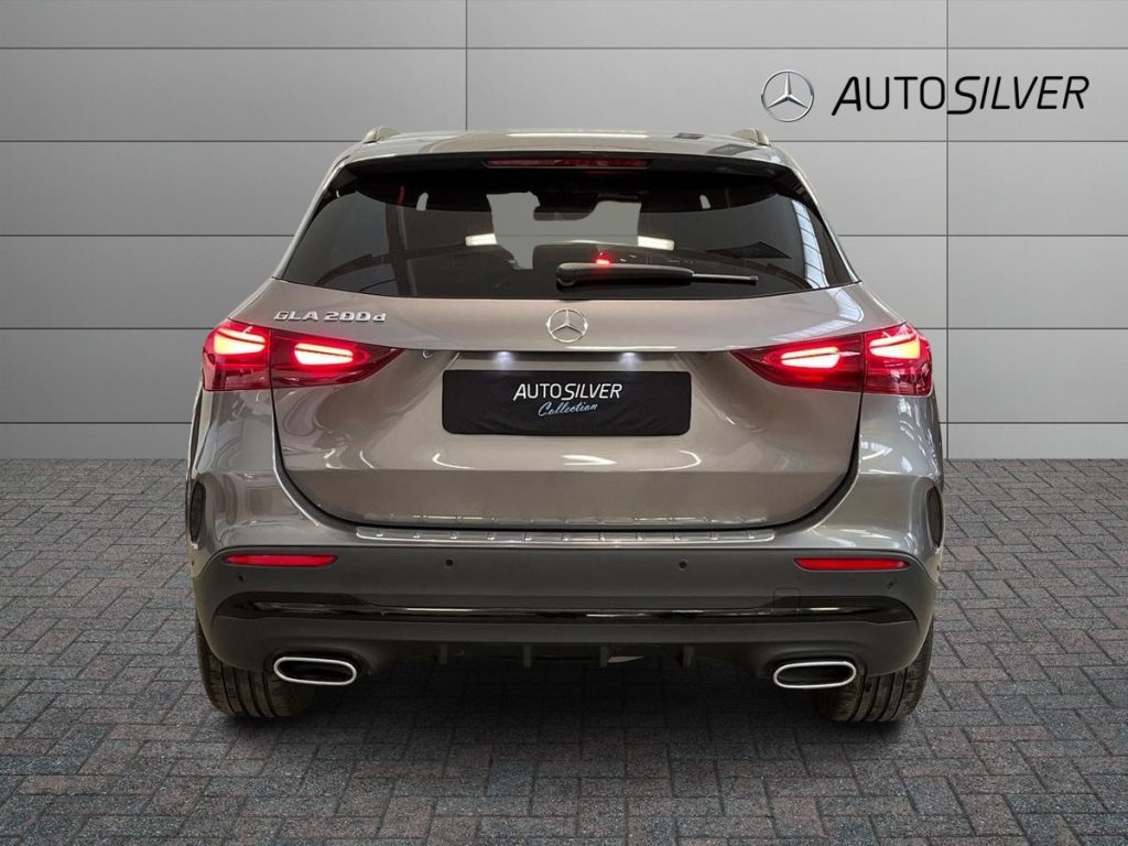 MERCEDES-BENZ GLA 200 d Automatic AMG Line Advanced Plus - 4