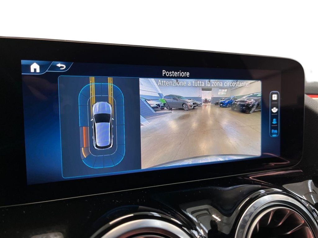 MERCEDES-BENZ GLA 200 d Automatic AMG Line Advanced Plus - 12