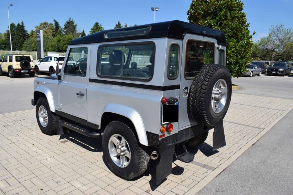 LAND ROVER Defender 90 2.2 TD4 Station Wagon N1 AUTOCARRO IVA ESPOSTA - 9