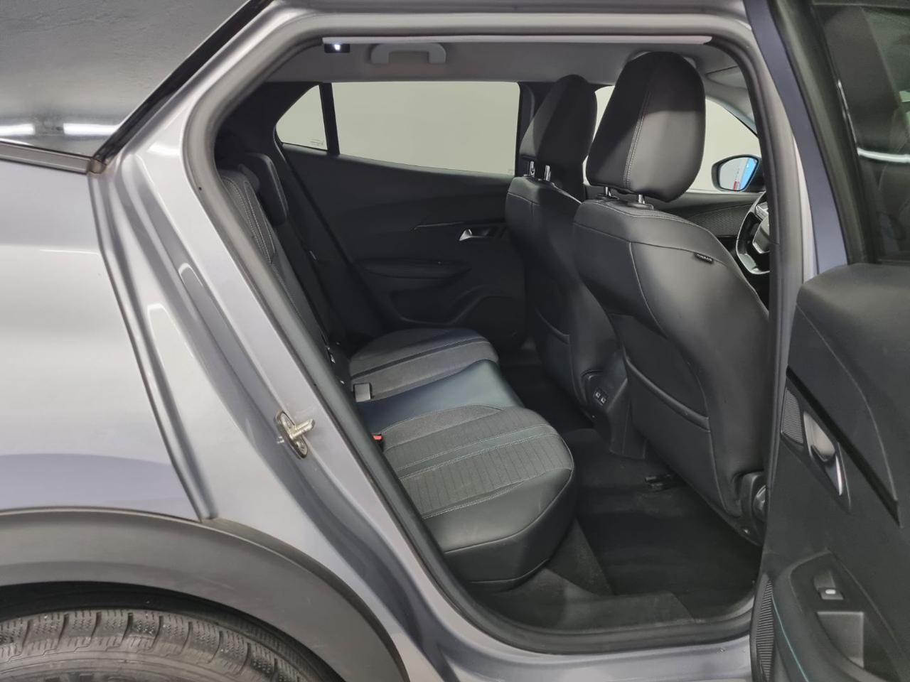 PEUGEOT 2008 PureTech 130 S&S Allure Pack - 13