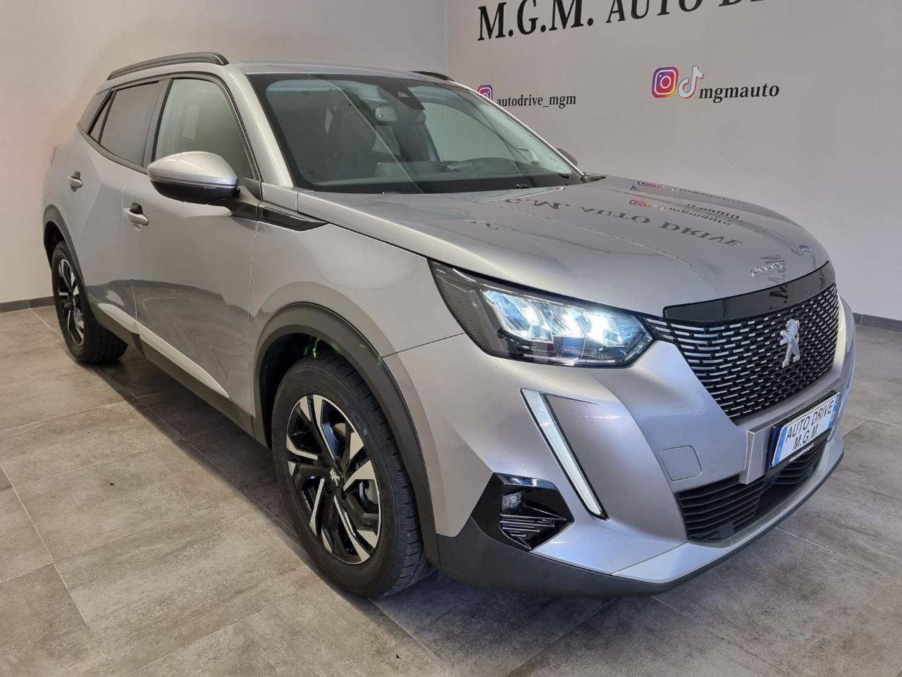 PEUGEOT 2008 PureTech 130 S&S Allure Pack - 29