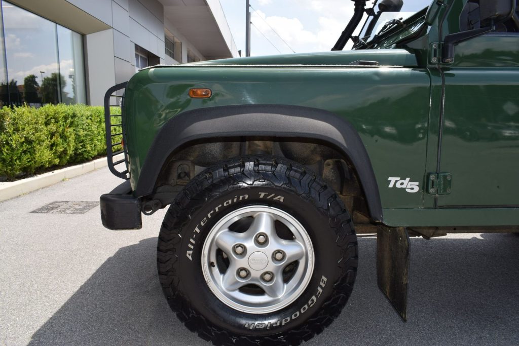 LAND ROVER Defender Defender 90 2.5 Td5 cat UNICO PROPRIETARIO ASI - 17