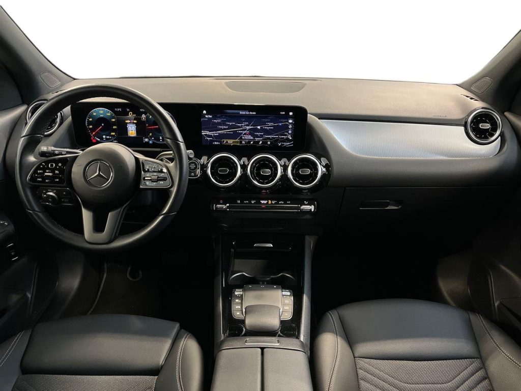 MERCEDES-BENZ GLA 180 d Automatic Sport Plus - 9