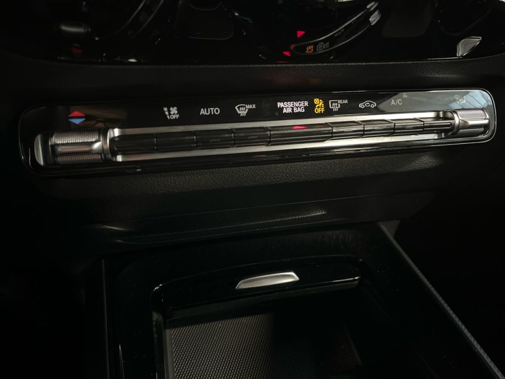 MERCEDES-BENZ GLA 180 d Automatic Sport Plus - 14