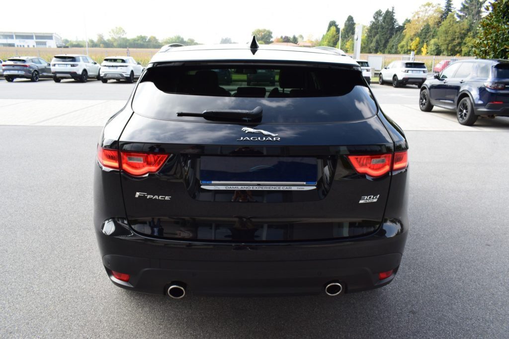 JAGUAR F-Pace 3.0 D V6 300 CV AWD aut. R-Sport - 7