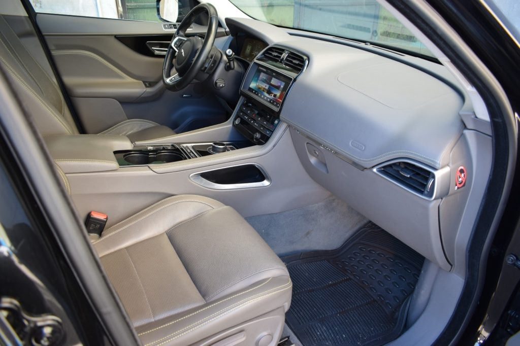 JAGUAR F-Pace 3.0 D V6 300 CV AWD aut. R-Sport - 16