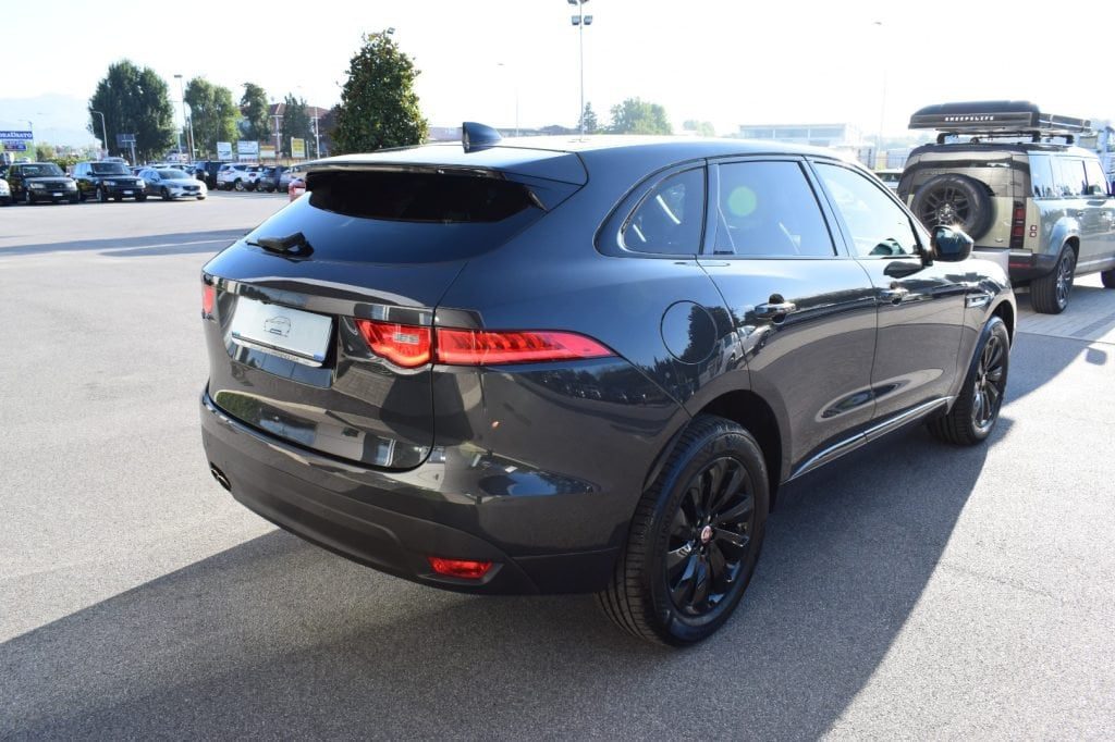 JAGUAR F-Pace 2.0 D 180 CV AWD aut. R-Sport - 8