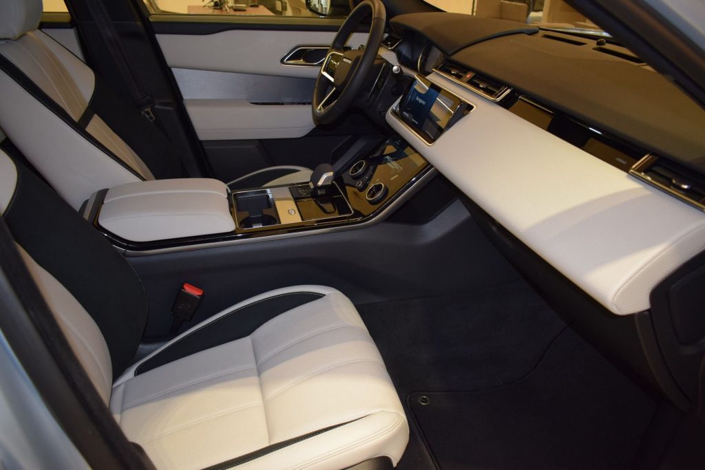 LAND ROVER Range Rover Velar Range Rover Velar 2.0D I4 204 CV R-Dynamic S IVA E - 15