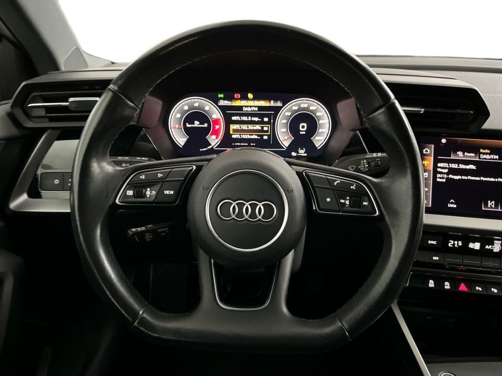 AUDI A3 30 TFSI Business Advanced - 11