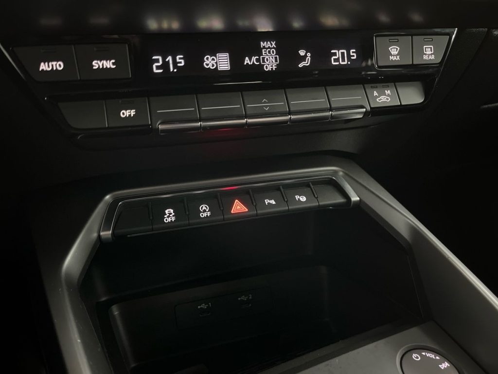 AUDI A3 30 TFSI Business Advanced - 14