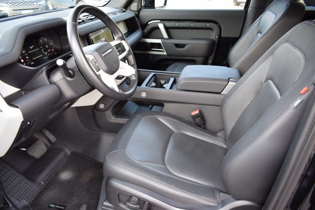 LAND ROVER Defender Defender 90 3.0D I6 200 CV AWD Auto X-Dynamic SE I - 19