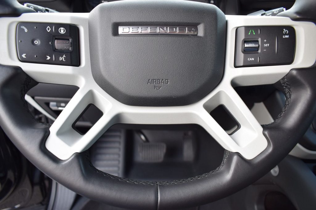 LAND ROVER Defender Defender 90 3.0D I6 200 CV AWD Auto X-Dynamic SE I - 10