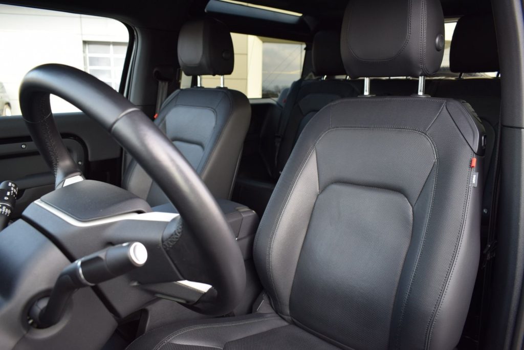 LAND ROVER Defender Defender 90 3.0D I6 200 CV AWD Auto X-Dynamic SE I - 17