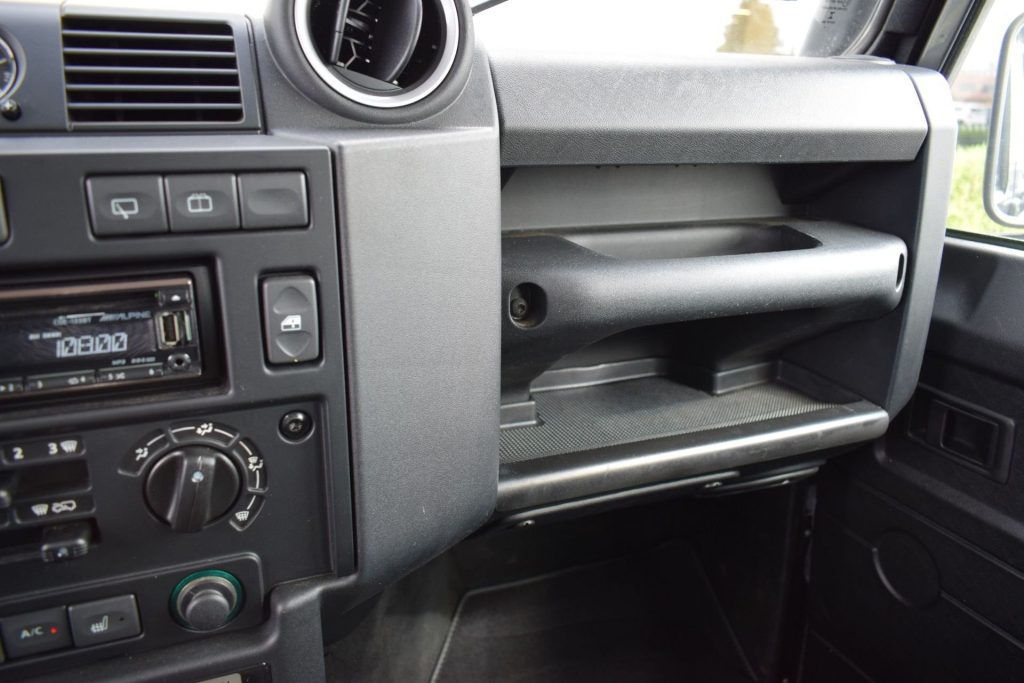 LAND ROVER Defender Defender 110 2.2 TD4 Station Wagon E N1 - 12