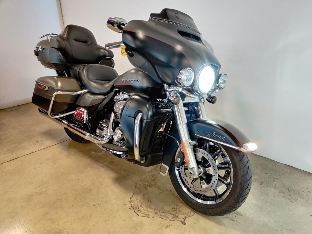 HARLEY-DAVIDSON FLHTK Electra Glide Ultra Limited 107 - 2